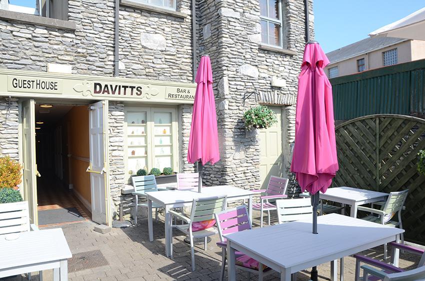 Davitts Guesthouse Кенмеър Екстериор снимка